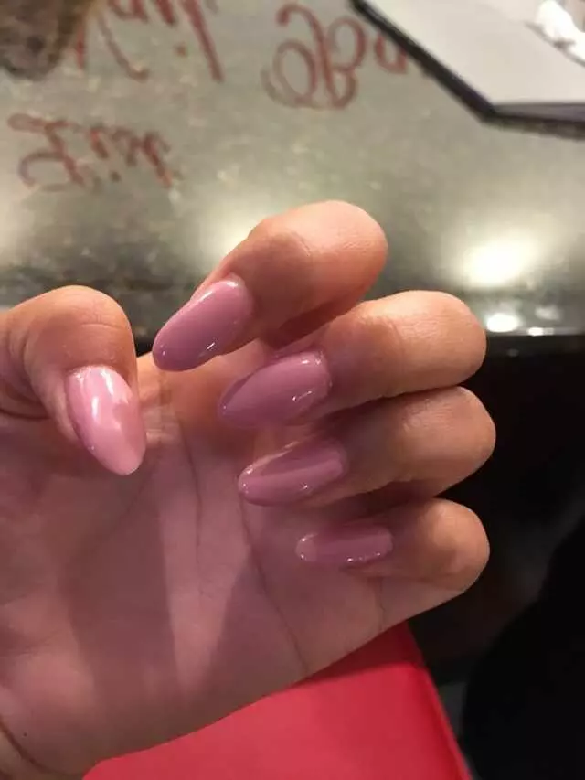 A List Nail Bar