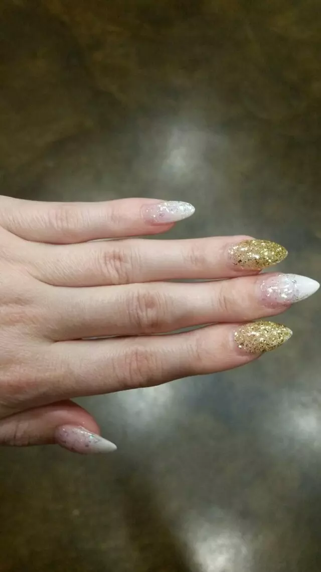 A List Nail Bar