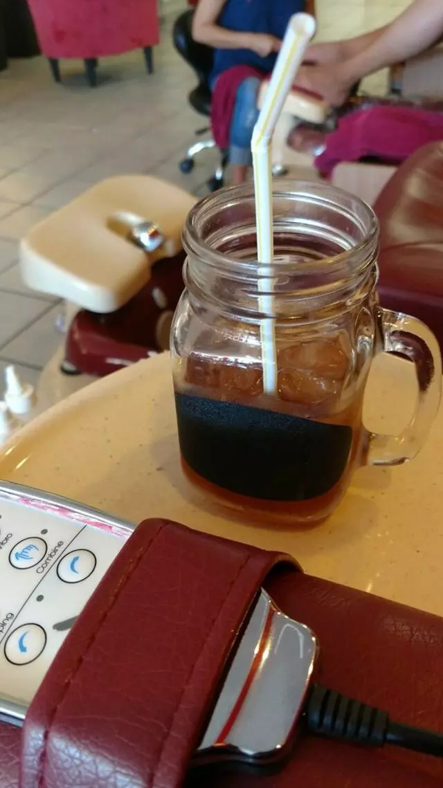 A List Nail Bar