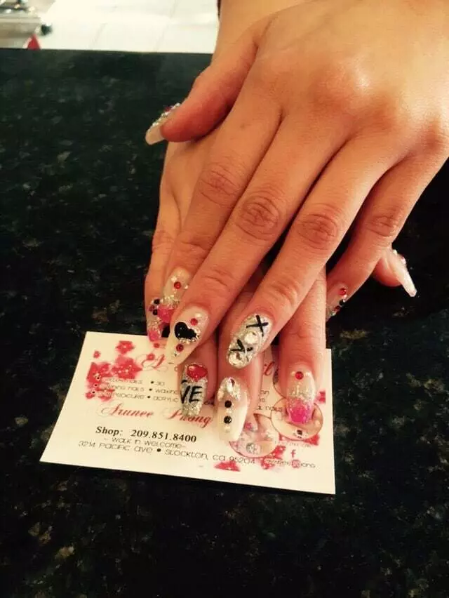 A List Nail Bar