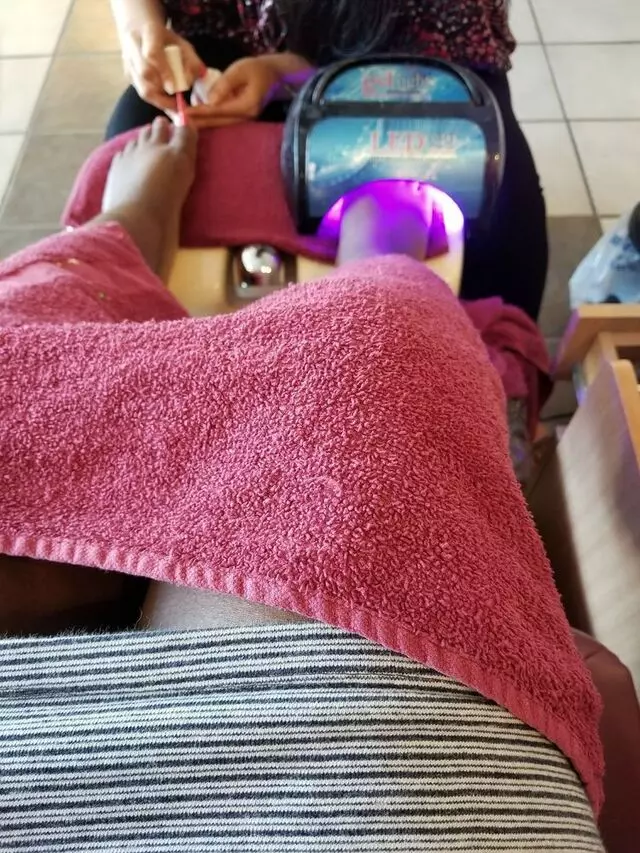 A List Nail Bar