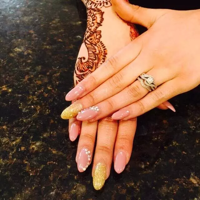 A List Nail Bar