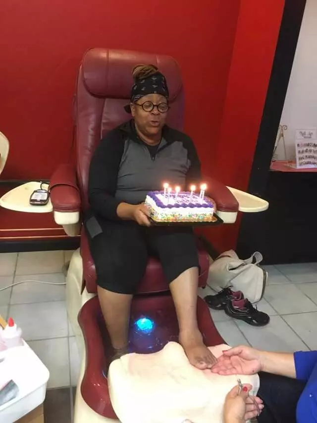 A List Nail Bar