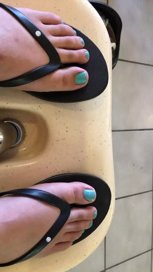 A List Nail Bar