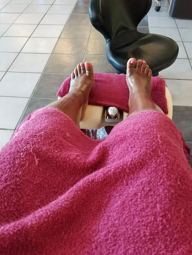 A List Nail Bar