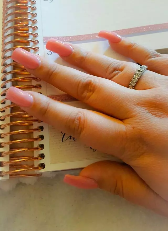 A List Nail Bar