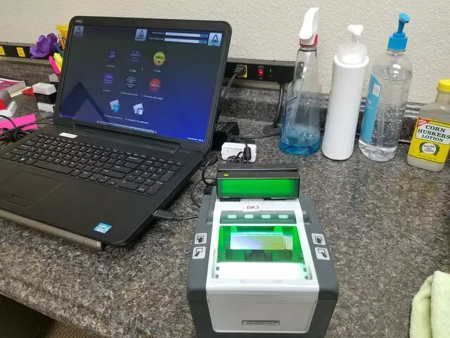 1 Accurate Livescan