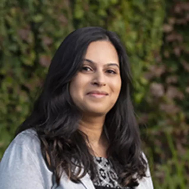 Sapna Malik, MD