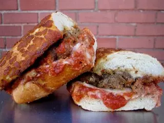Ike's Love & Sandwiches