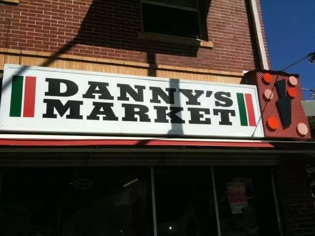 Danny&apos;s Mkt