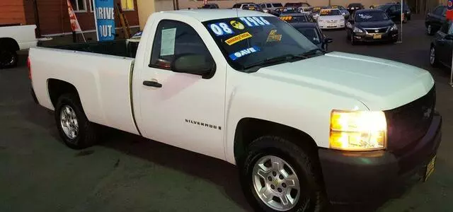 Albertos Auto Center