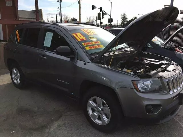 Albertos Auto Center