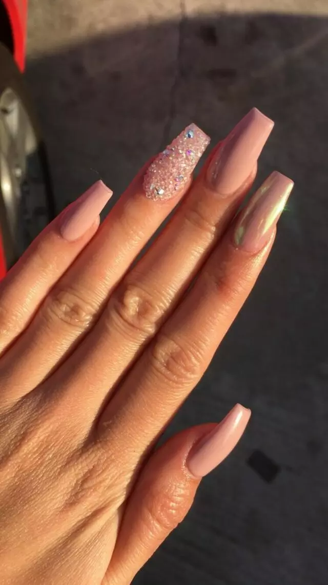 Artistry Nails