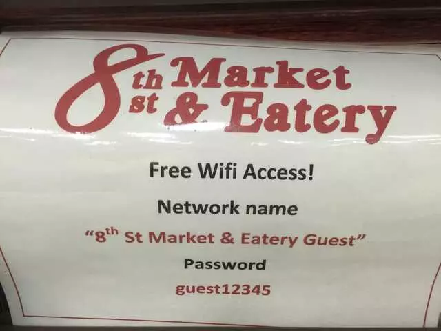8th St Market & Eatery
