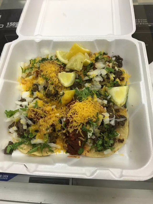 8th St Market & Eatery