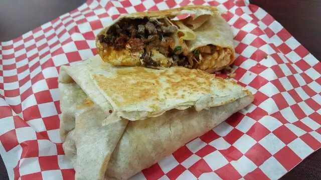 8th St Market & Eatery