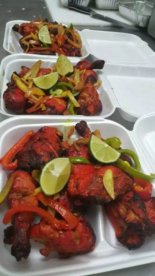8th St Market & Eatery