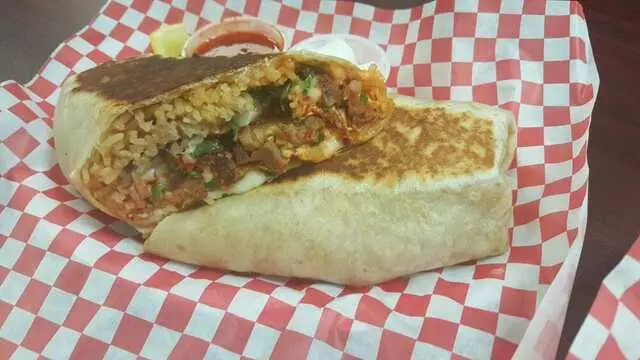 8th St Market & Eatery