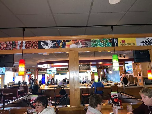 Applebee’s Grill + Bar