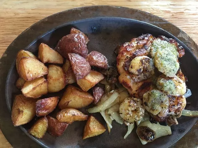 Applebee’s Grill + Bar