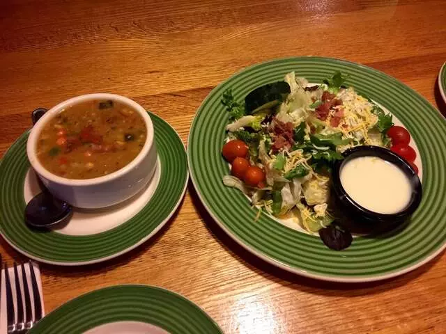 Applebee’s Grill + Bar