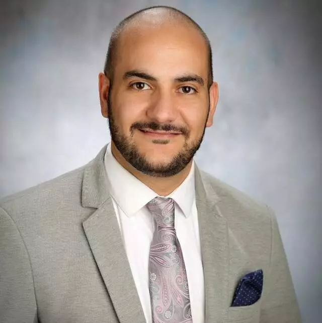 Ahmid Dredar, MD