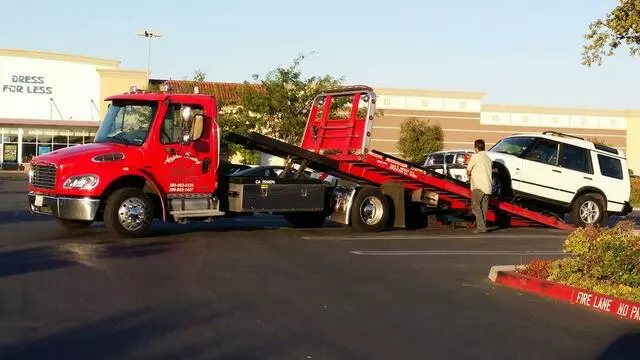 Angkor Towing