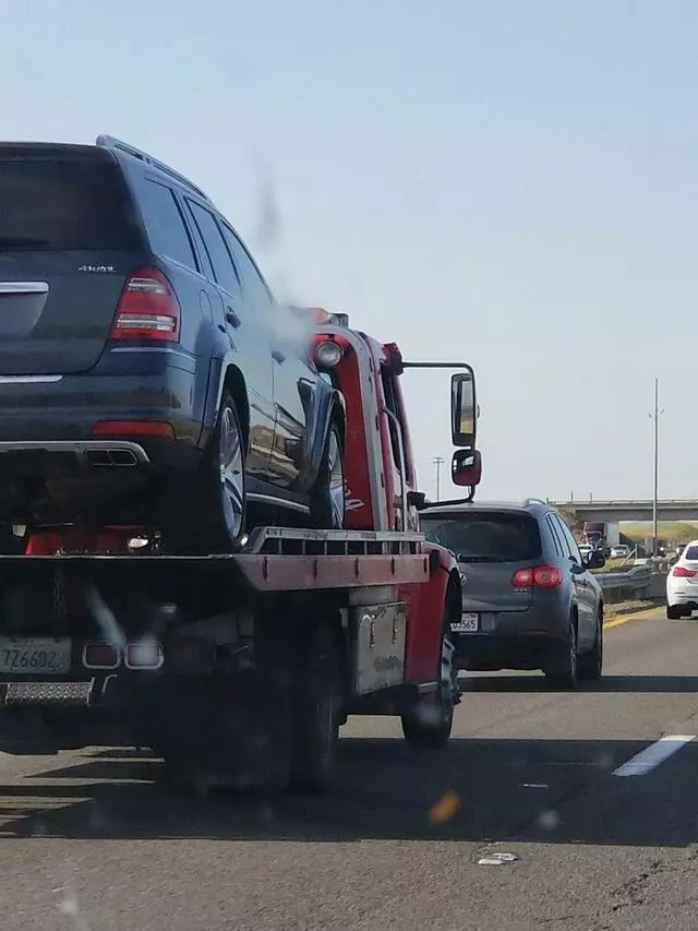 Angkor Towing