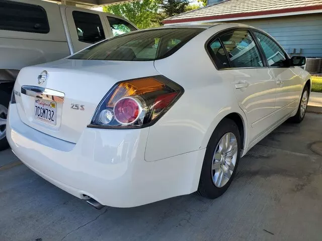 FAM AUTO BODY AND PAINT
