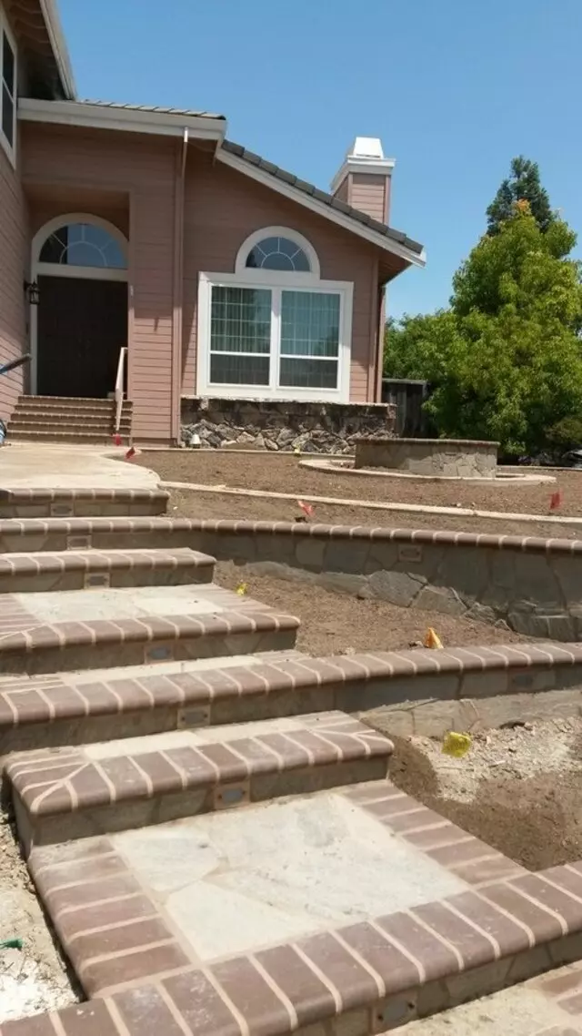 7 Orange Landscaping