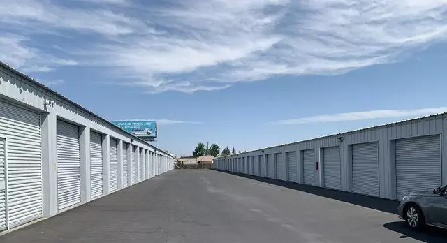 Storage King USA