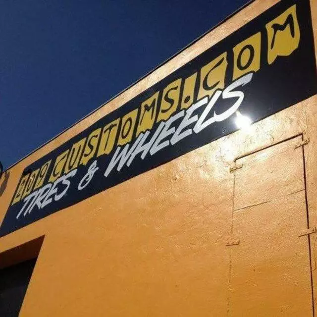 209 Customs Tires and Wheels