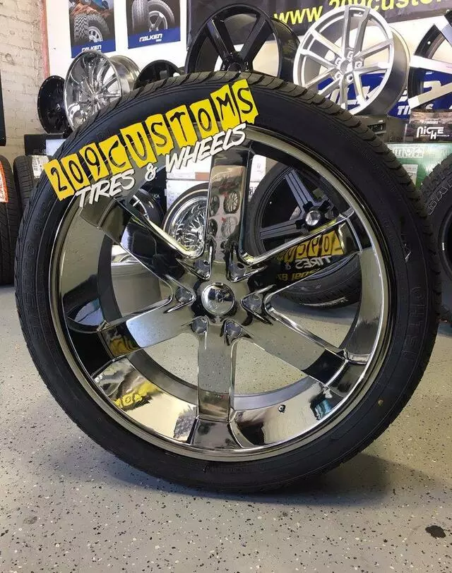 209 Customs Tires and Wheels