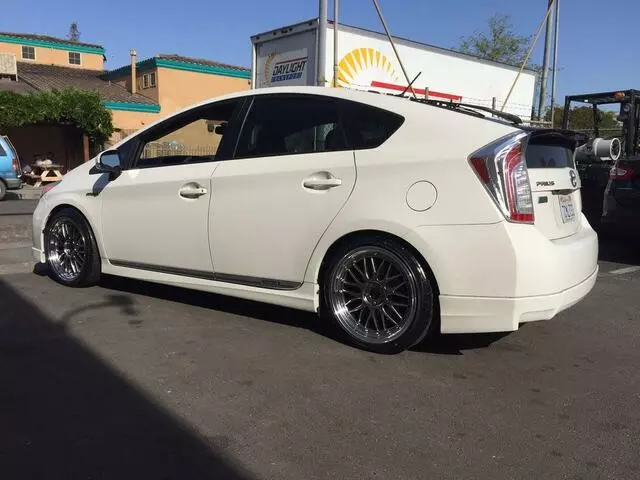 209 Customs Tires and Wheels