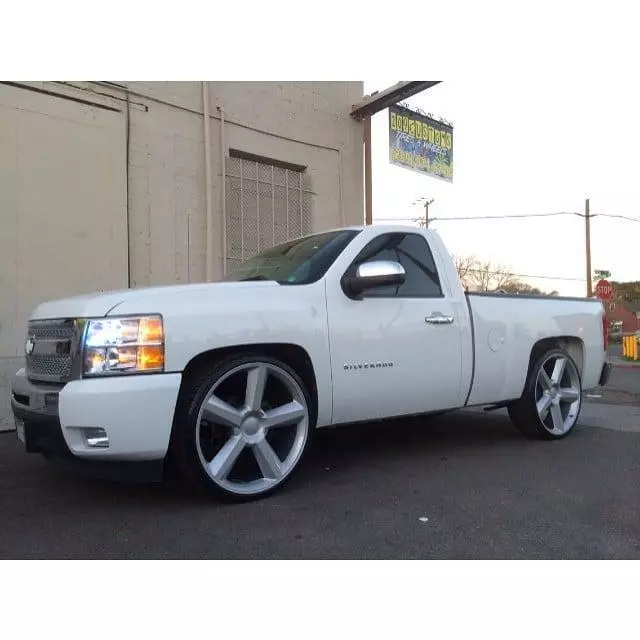 209 Customs Tires and Wheels