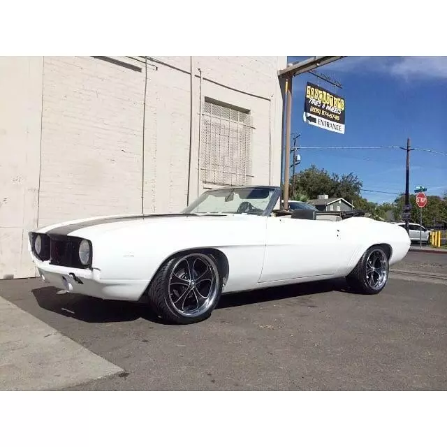 209 Customs Tires and Wheels