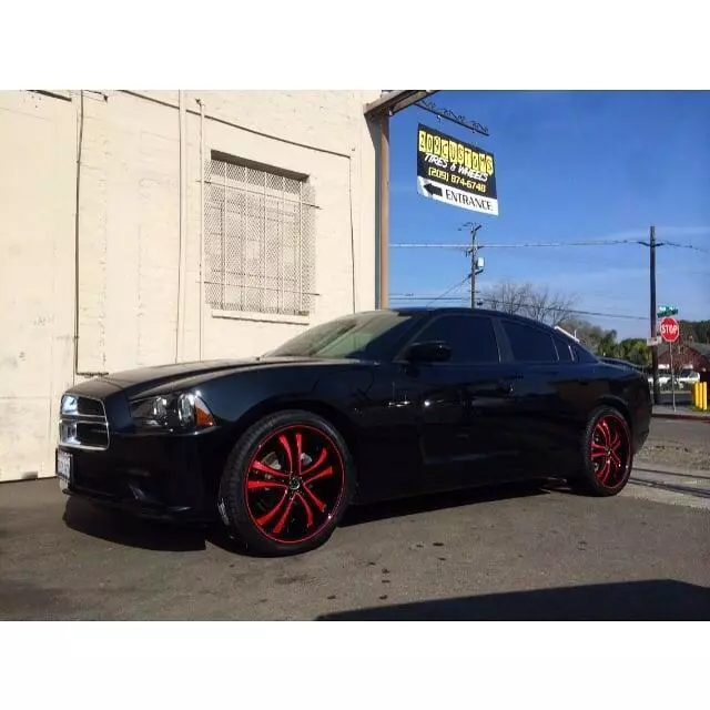 209 Customs Tires and Wheels