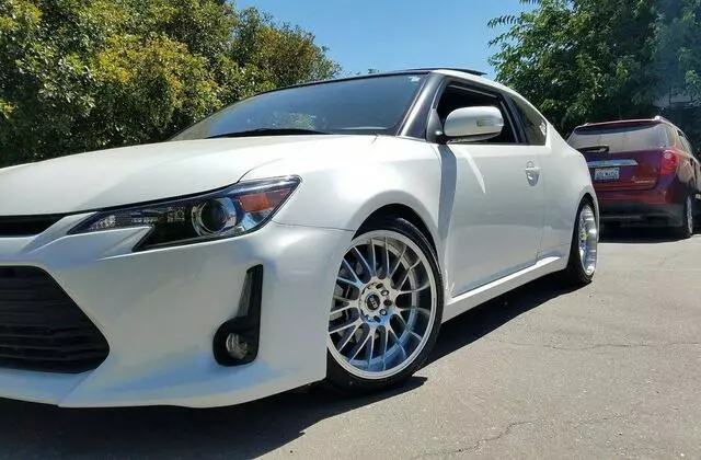 209 Customs Tires and Wheels