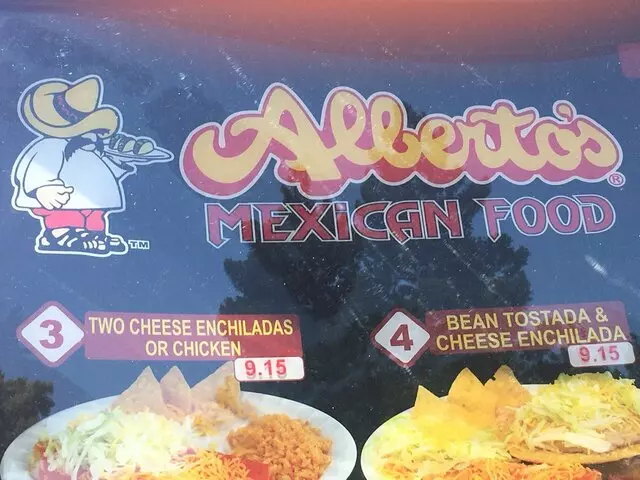 Alberto’s Mexican Food