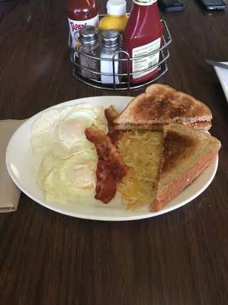 Andre’s On The Green