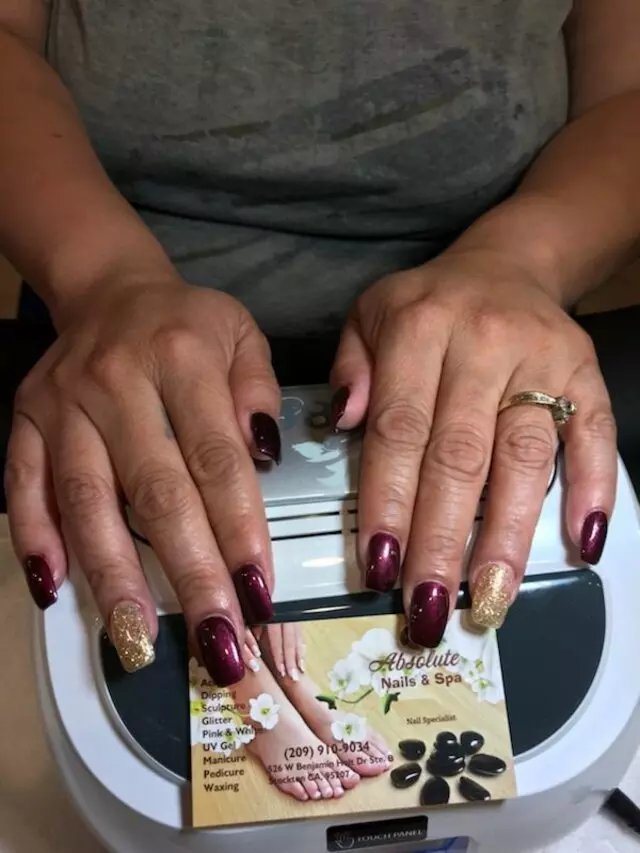 Absolute Nails
