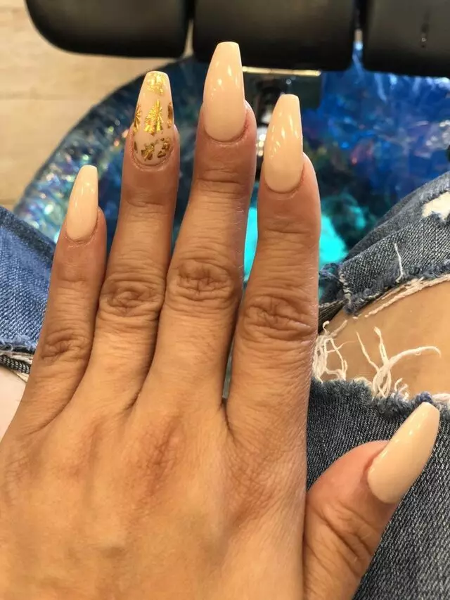 Absolute Nails