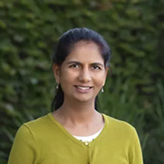 Sapna Purawat, MD