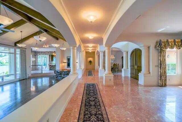 Golden Eye Real Estate Photography