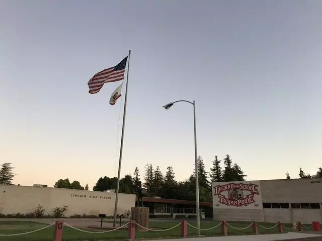 Lincoln High School