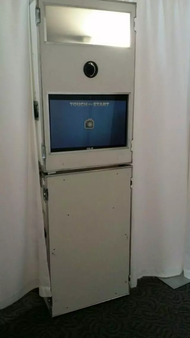 Aura Photo Lounge