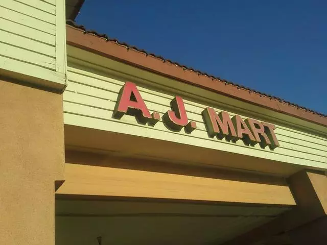 AJ Mart