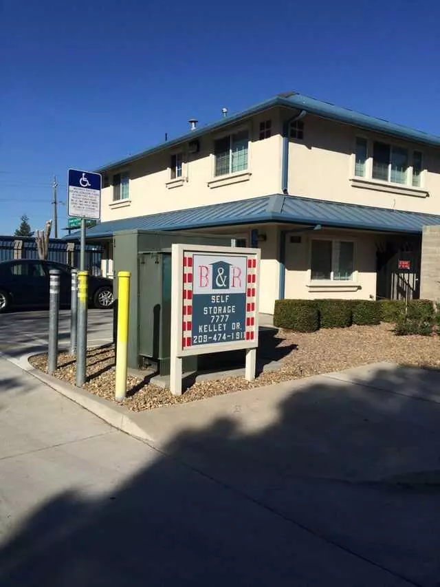 B & R Self Storage