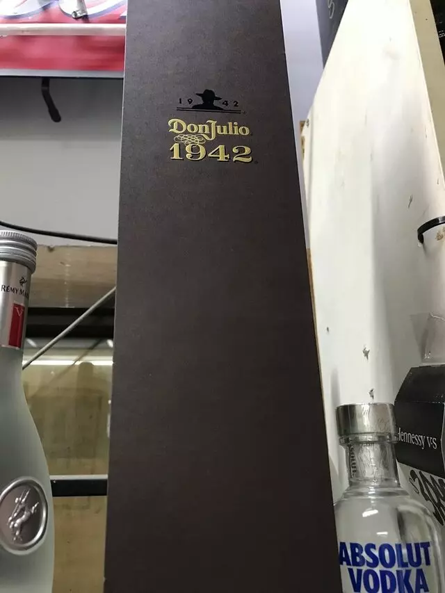 B & E Liquors